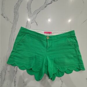 Lilly PulitzerGreen Scalloped Hem Women Shorts